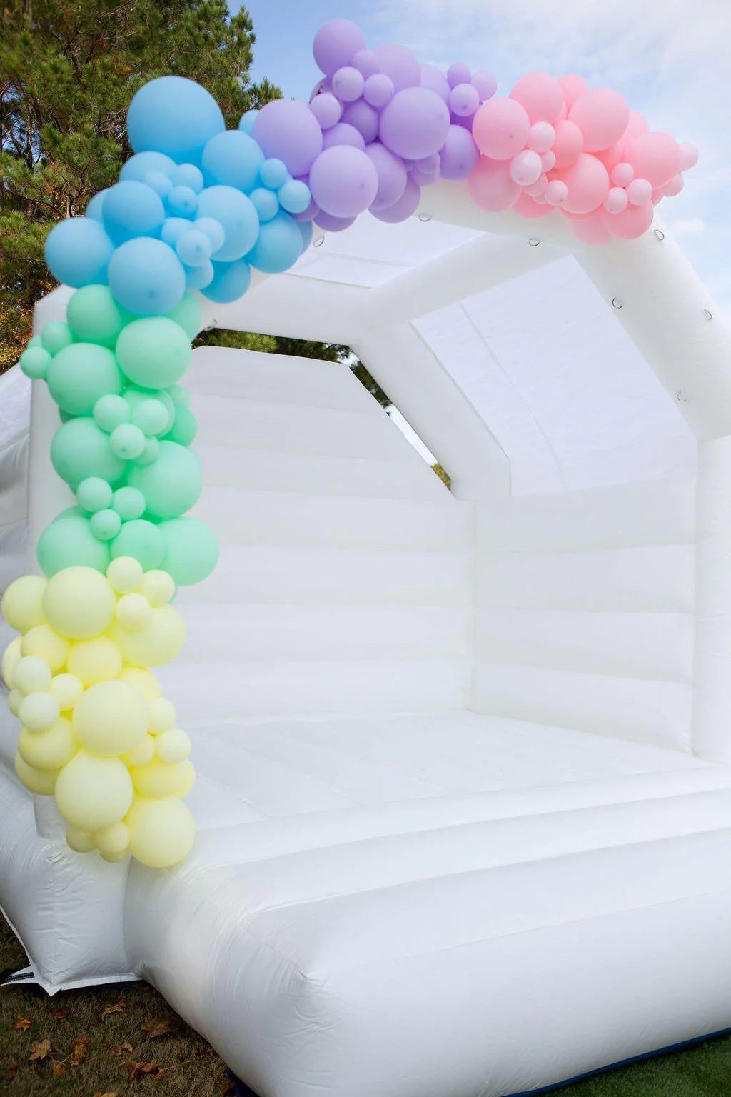 Ellie's Party Supply Green Balloon Garland - Image 6