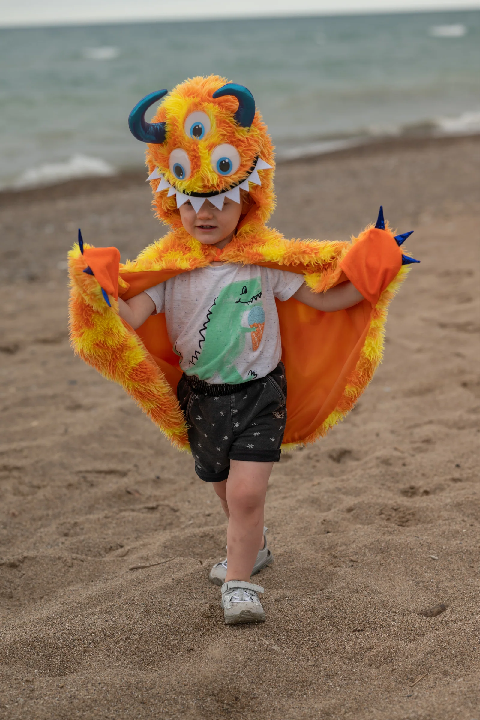 Great Pretenders Monster Cape - Image 11