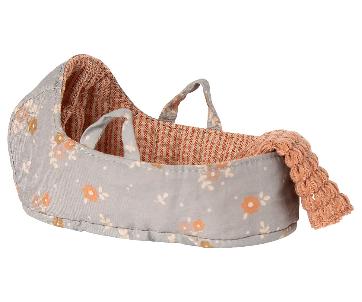 Maileg Carry cot, Micro