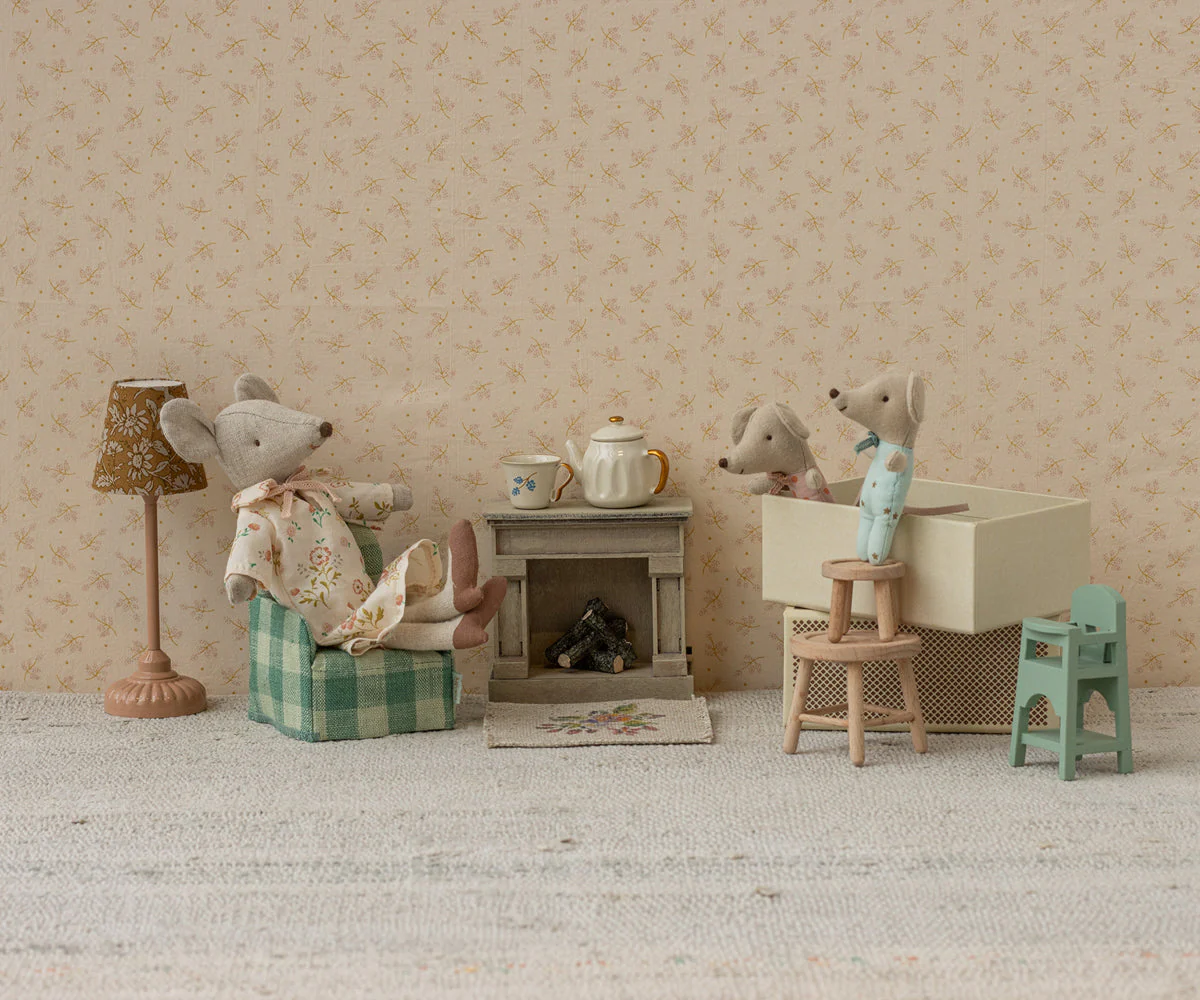 Maileg Fireplace, Mouse - Off white - Image 3