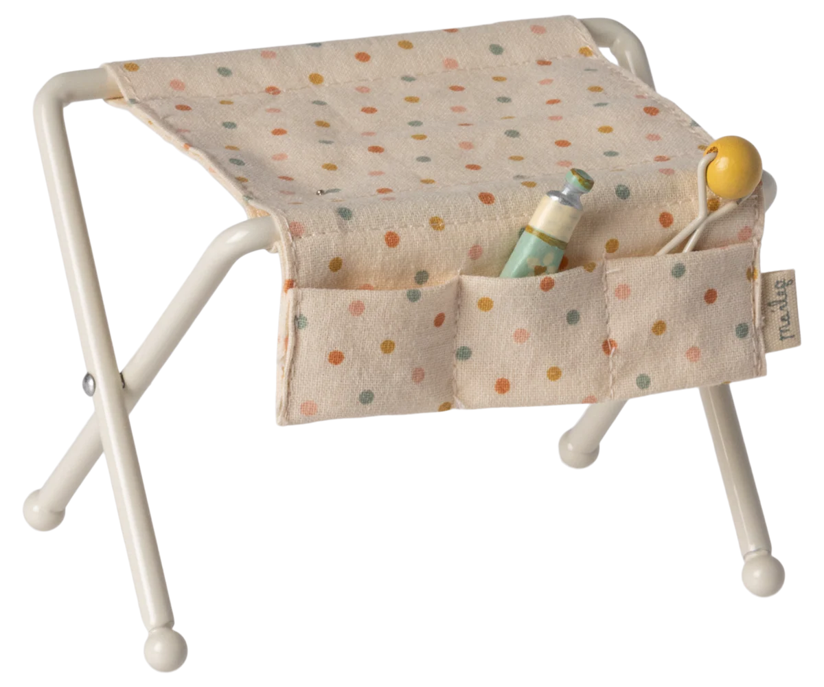 Maileg Nursery table, Baby mouse - Off white