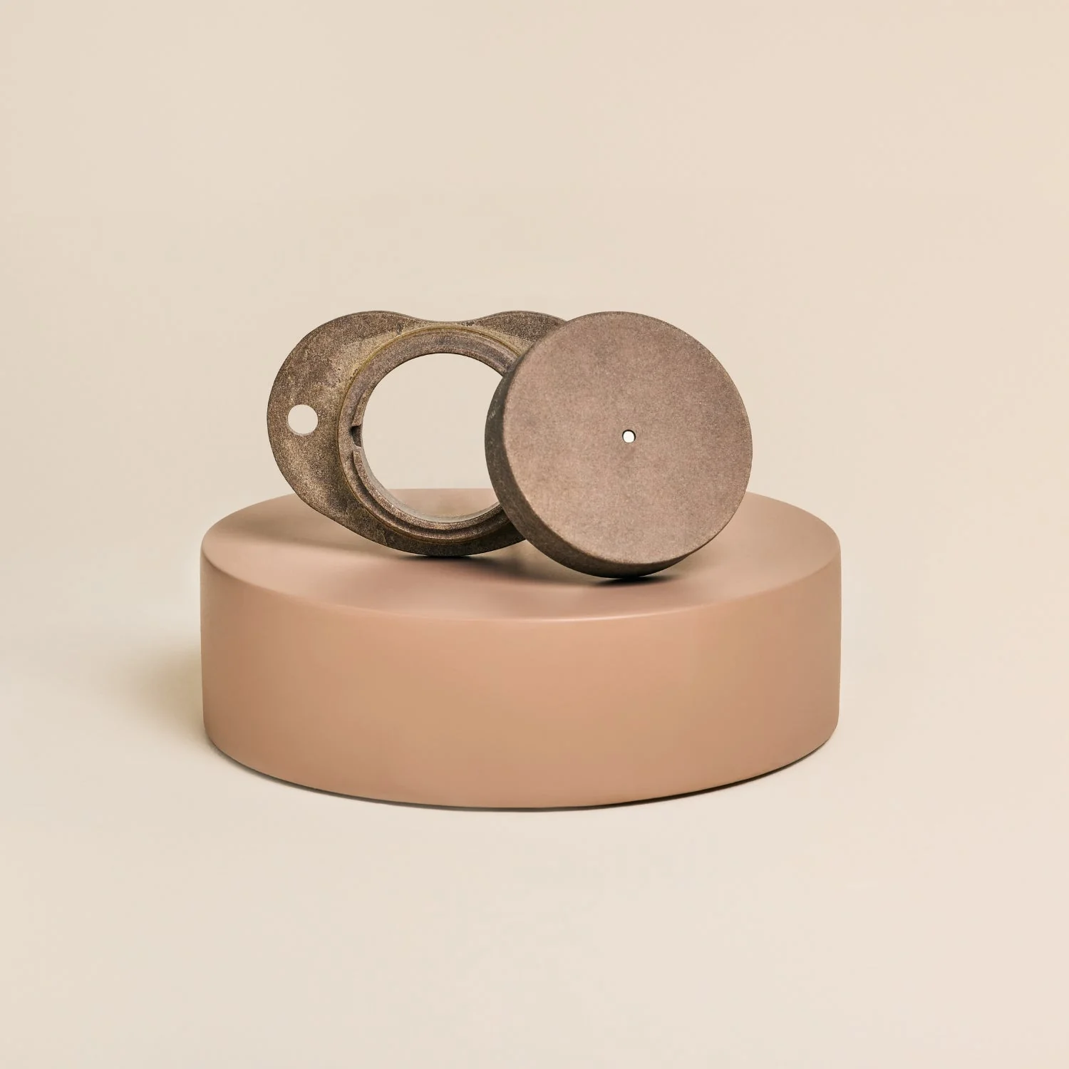 Soothe Beginnings Cap and Shields